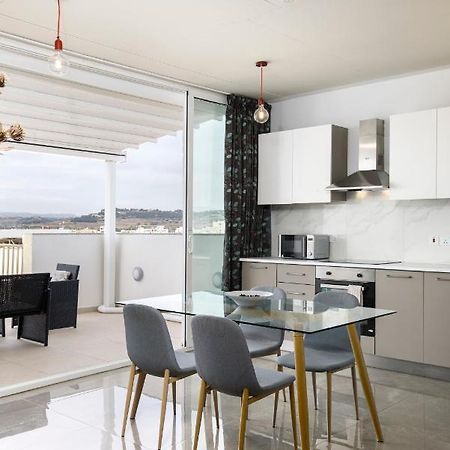 Hilltop Apartments - Stylish Comfort Living Close To The Sea, Bugibba San Pawl il-Baħar Eksteriør bilde