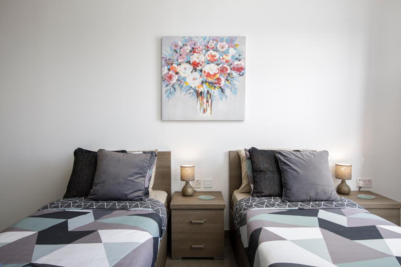 Hilltop Apartments - Stylish Comfort Living Close To The Sea, Bugibba San Pawl il-Baħar Eksteriør bilde